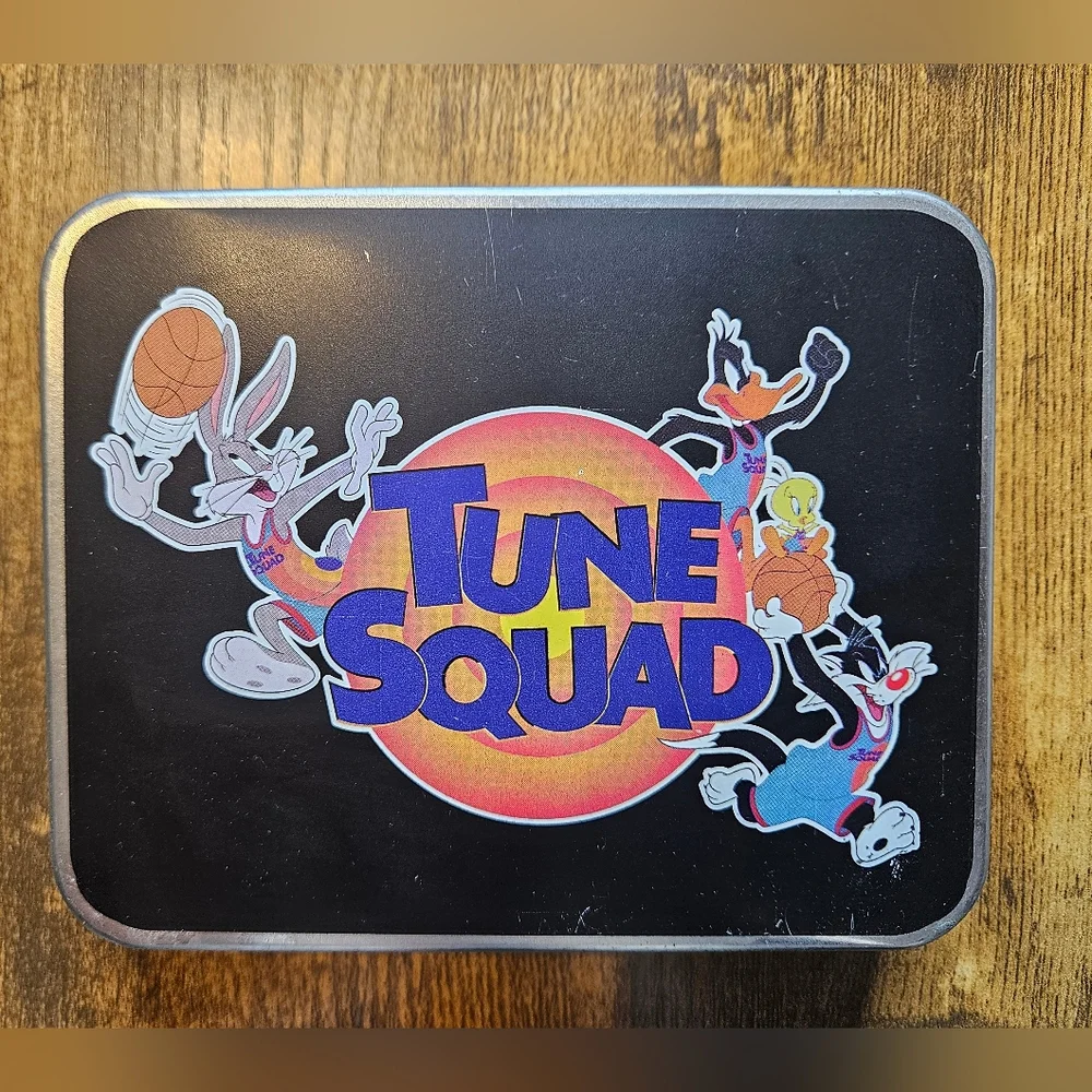 Space Jam Tune Squad Bi-Fold Black Wallet In Tin Looney Tunes Basketball NEW